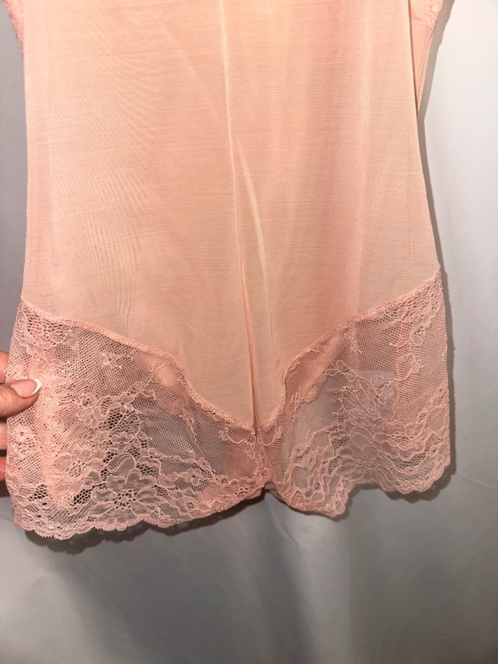 SPANX Lace-Trim Shaping bodysuit in Blush - Picture 3 of 7